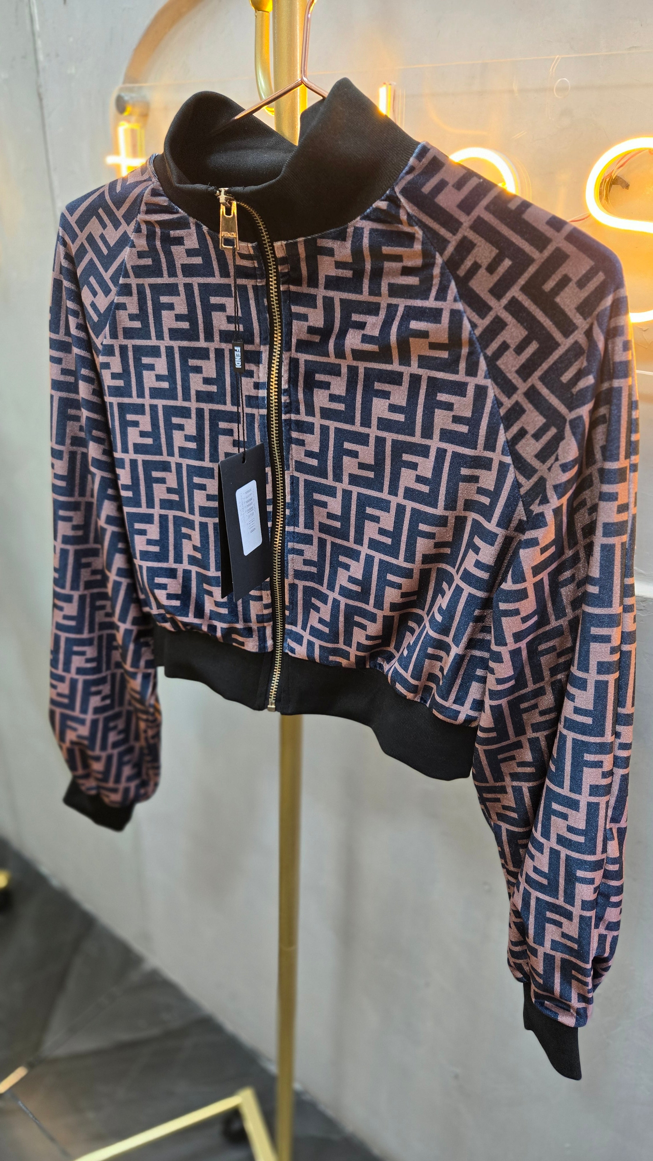 Chamarra fendi