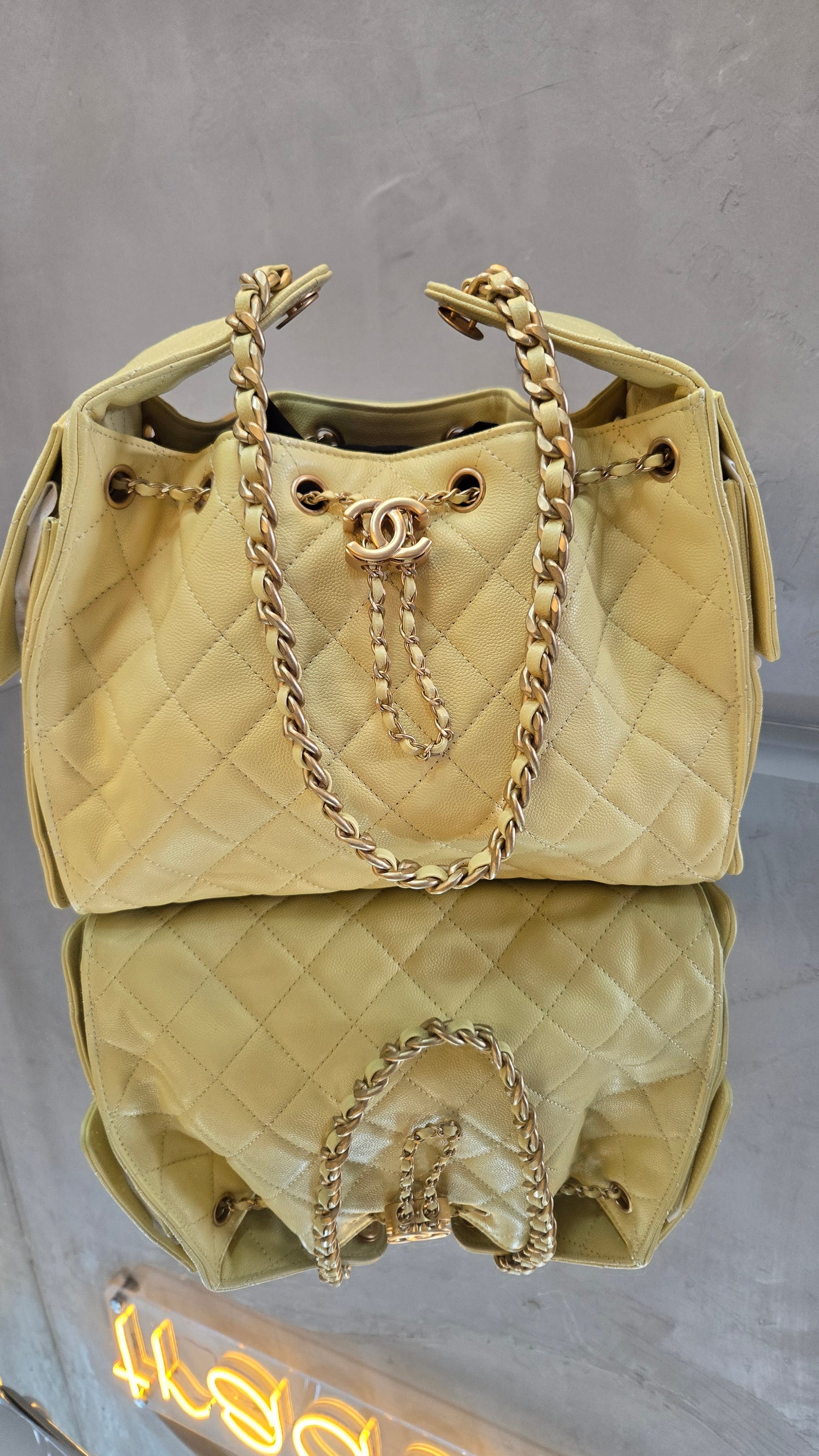 Bolsa amarilla