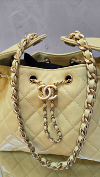 Bolsa amarilla