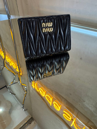 Cartera negra