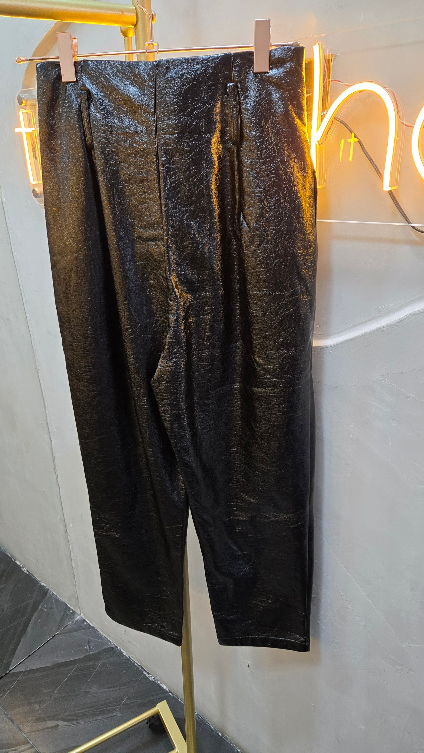 Pantalon tipo piel